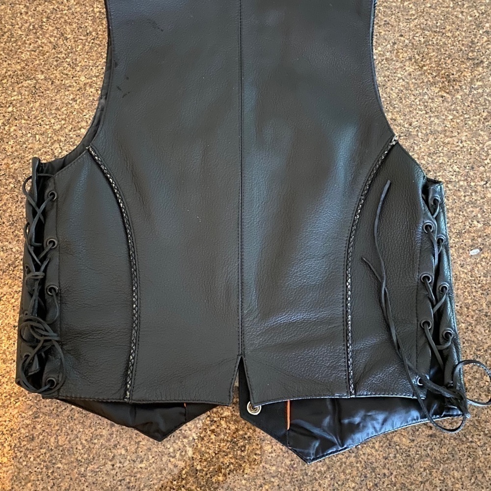 Leather Harley Style Vest. FIRST Mfg. Medium - Picture 5 of 7